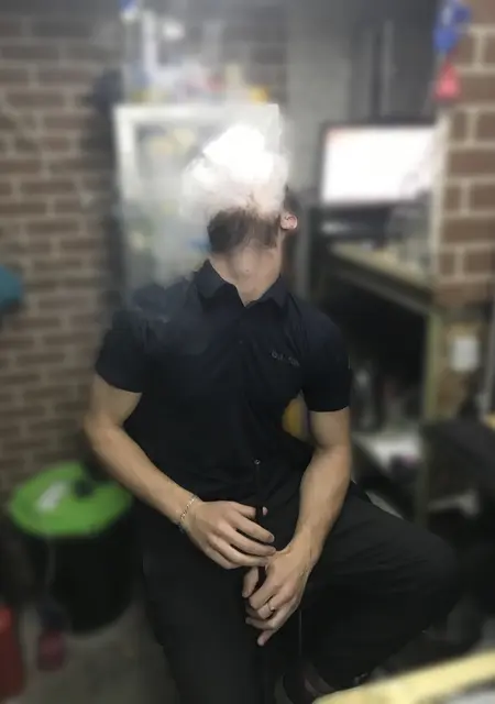 Тима из Иркутска, мне 28, познакомлюсь для общения