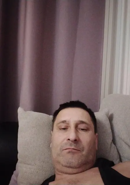 Я Рустам, 48, из Казани, ищу знакомства без обязательств