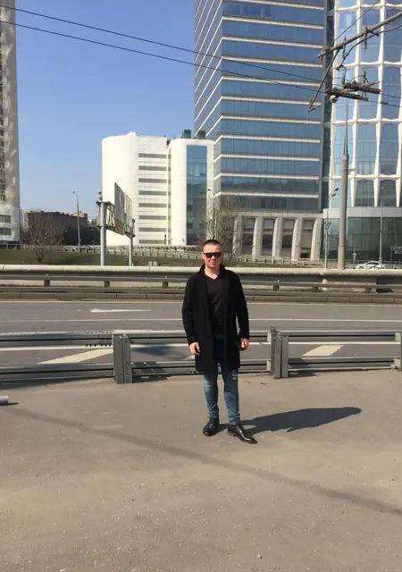 Антон из Коломны, мне 29, познакомлюсь на одну ночь