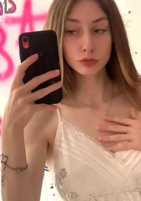 Я Алиса, 26, из Рязани, ищу знакомства без обязательств