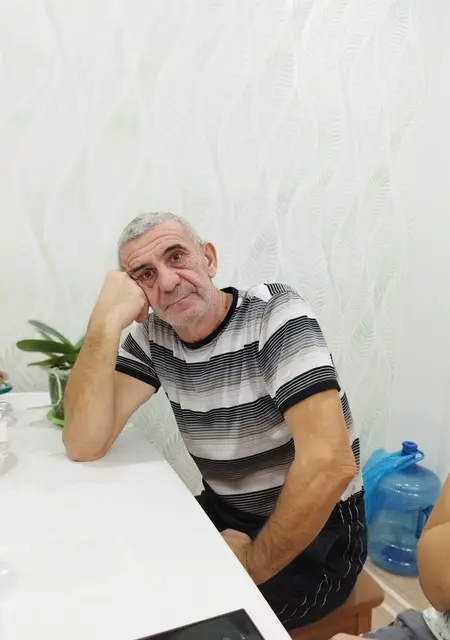 Я Владимир, 54, из Сочи, ищу знакомство для дружбы