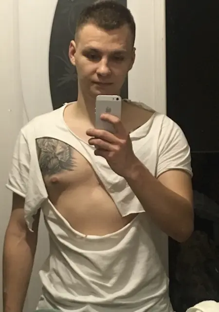 Я Женя, 28, знакомлюсь на одну ночь в Комсомольске-на-Амуре