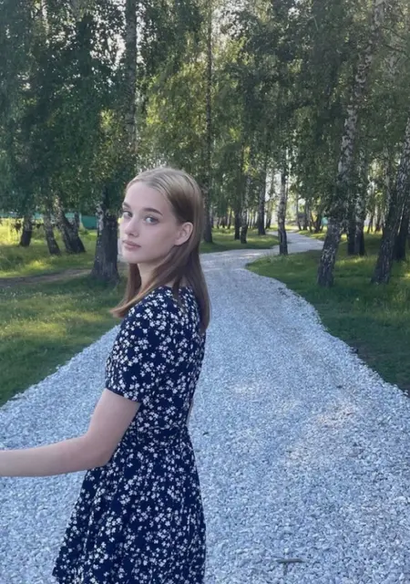 Я Софья, 21, из Орла, ищу знакомства на одну ночь