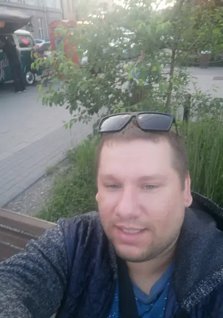 Я Олег, 35, знакомлюсь для общения в Железногорске