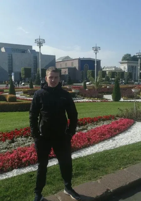 Я Даниил, 27, знакомлюсь без обязательств в Ижевске