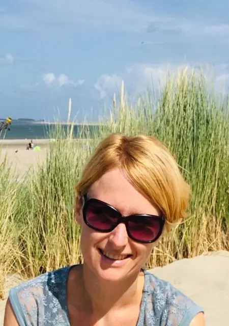 Annie из Берлина, мне 40, познакомлюсь