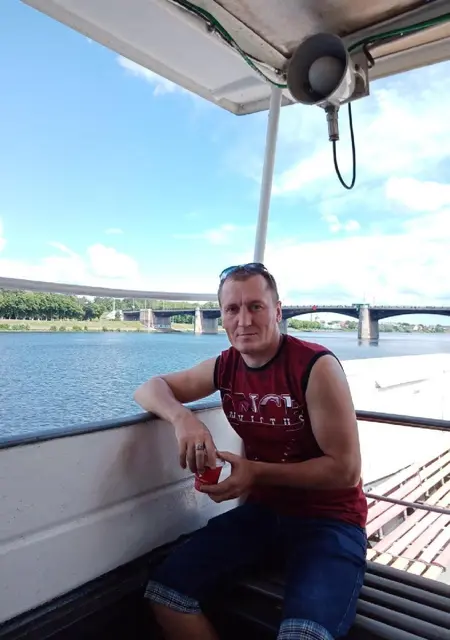 Я Sergii, 44, из Твери, ищу знакомство для вирта