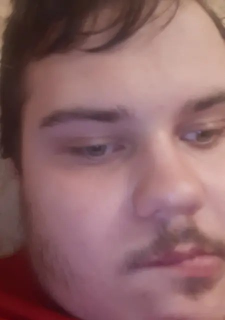 Дима из Владимира, мне 21, познакомлюсь без обязательств