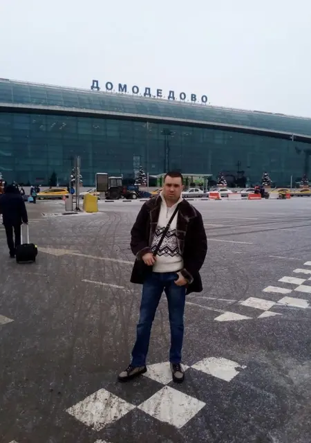 Я Ден, 45, знакомлюсь без обязательств в Прохладном