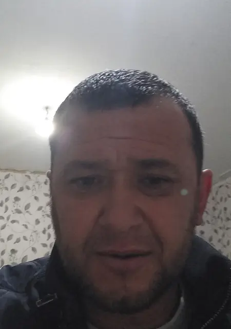 Я Икром, 44, из Екатеринбурга, ищу знакомство для вирта