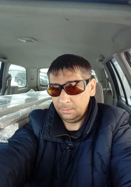 Евгений из Тюмени, мне 47, познакомлюсь на одну ночь