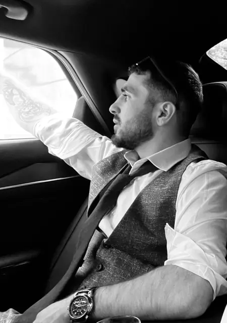 Я Саня, 29, из Подольска, ищу знакомство для постоянных отношений