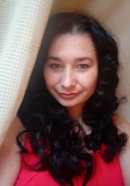 Маріанна з Мукачево, шукаю на сайті постійні стосунки