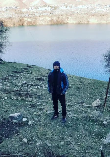 Я Ruslanik, 28, из Душанбе, ищу знакомство для приятного времяпровождения
