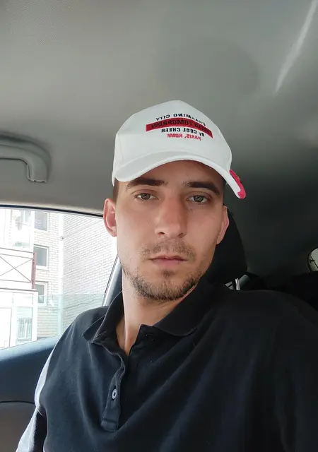 Я Алексей, 28, из Ставрополя, ищу знакомства без обязательств