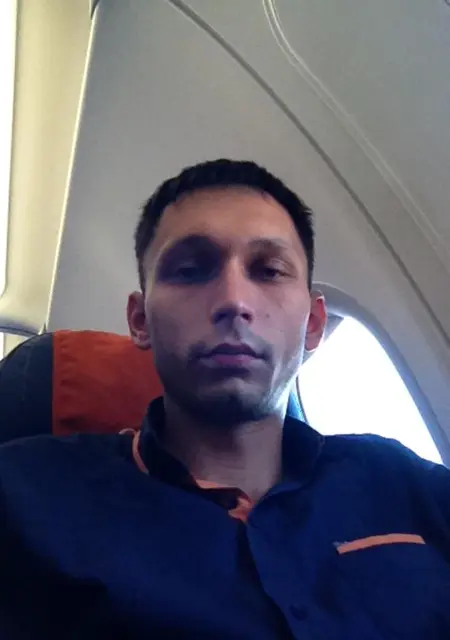 Я Артур, 37, знакомлюсь без обязательств в Абинске