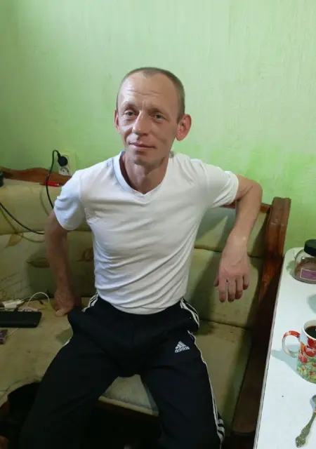 Я Андрей, 38, из Горно-Алтайска, ищу знакомства без обязательств