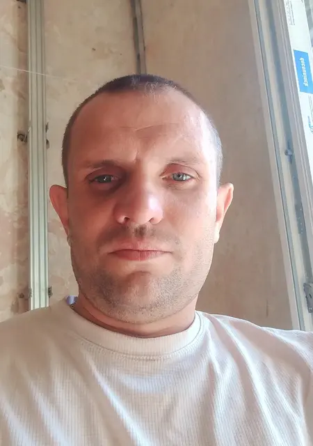 Я Георгий, 37 років, знайомлюсь без зобов'язань у Єнакієвому