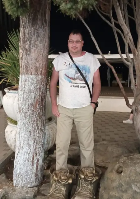 Я Sergey, 35, из Усть-Илимска, ищу знакомство для приятного времяпровождения