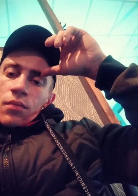 Я Александр, 29, из Абакана, ищу знакомство для постоянных отношений