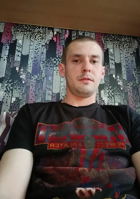 Я Андрей, 29, знакомлюсь без обязательств в Орле