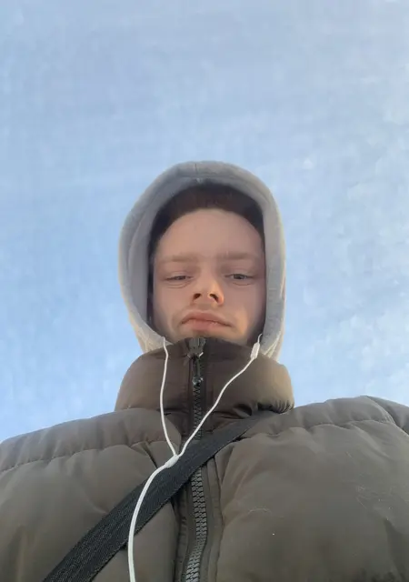 Слива из Саратова, ищу на сайте знакомства без обязательств