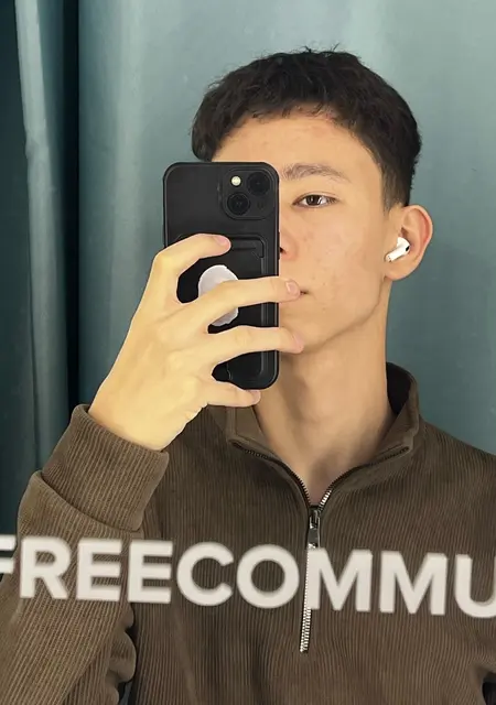 Роман из Астрахани, мне 19, познакомлюсь для вирта