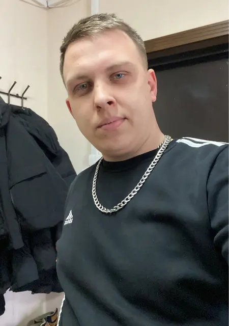 Александр из Екатеринбурга, мне 25, познакомлюсь на одну ночь