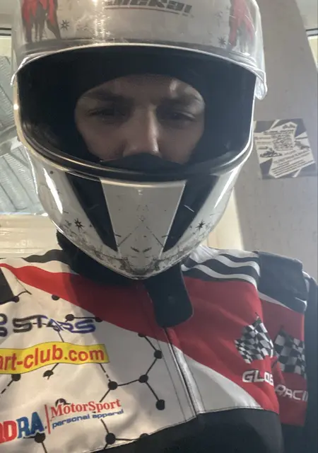 Я Alex, 24, знакомлюсь на одну ночь в Одинцово