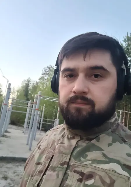 Ярослав из Белоярского, ищу на сайте знакомства на одну ночь