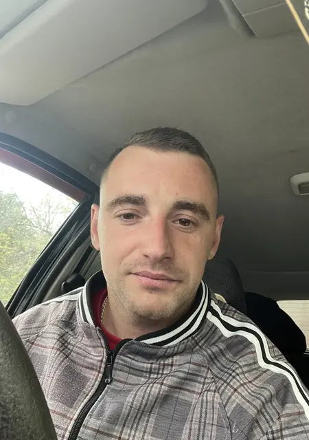 Андрей из Твери, мне 35, познакомлюсь на одну ночь