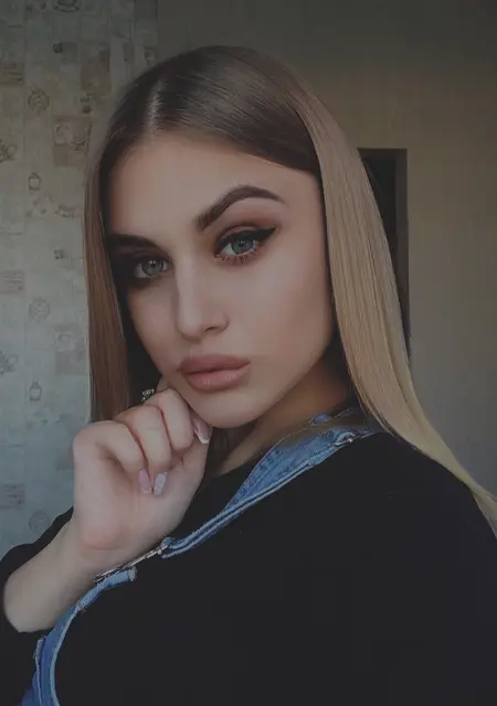 Я Кристина, 28, знакомлюсь для общения в Ростове-на-Дону