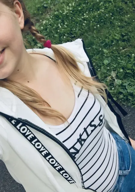 Я Алёна, 24, из Ставрополя, ищу знакомство для совместных путешествий