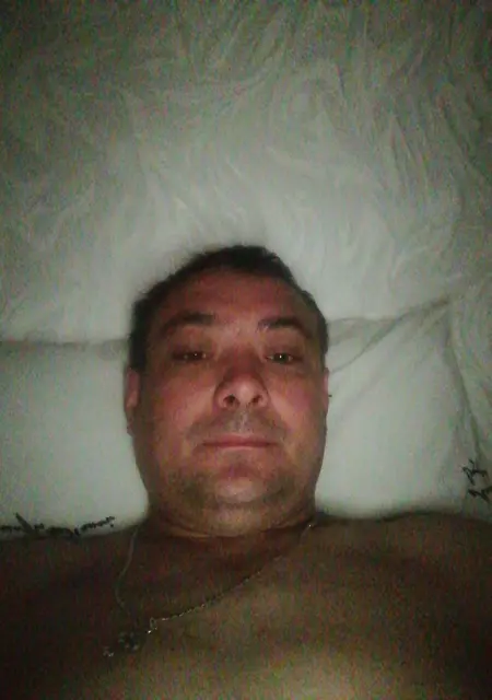 Андрей из Димитровграда, мне 38, познакомлюсь на одну ночь