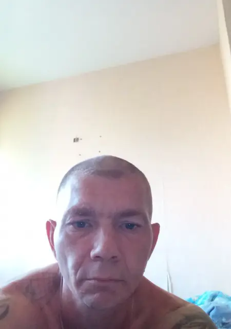 Я Роман, 42, знакомлюсь без обязательств в Кирове