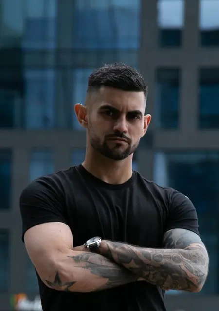 Я Денис, 34, знакомлюсь без обязательств в Санкт-Петербурге