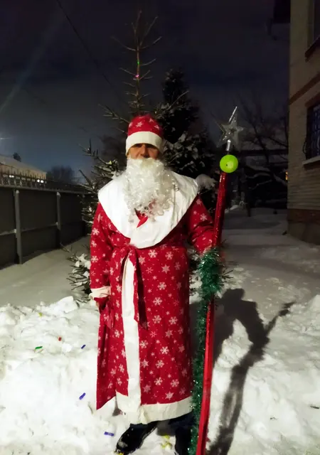 Я Дмитрий, 56, из Саратова, ищу знакомство для приятного времяпровождения