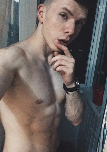 Дмитрий из Брянска, ищу на сайте знакомства на одну ночь