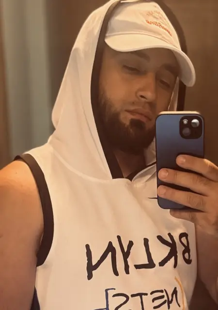 Я Аслан, 24, знакомлюсь без обязательств в Москве