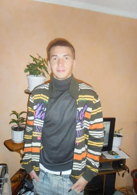 Роман из Альметьевска, ищу на сайте знакомства на одну ночь