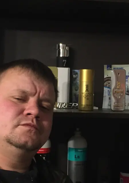 Alex из Белогорска, мне 39, познакомлюсь для приятного времяпровождения