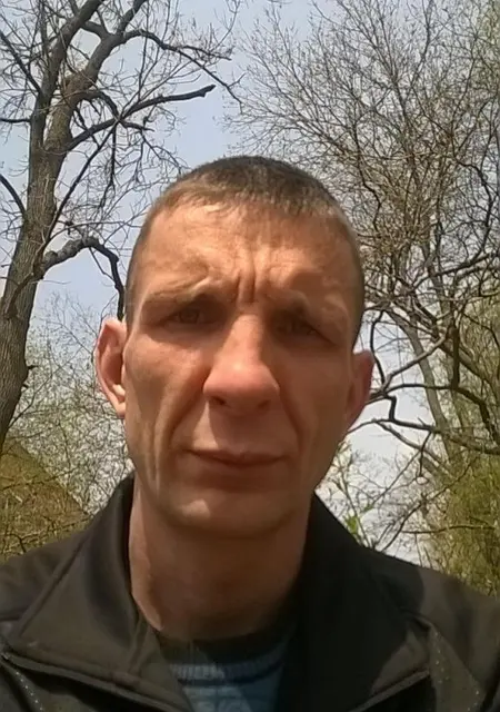 Tolik из Находки, ищу на сайте знакомства на одну ночь