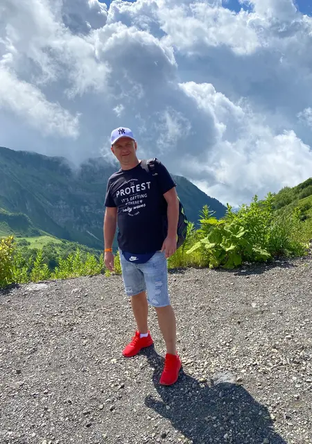 Сергей из Коврова, ищу на сайте знакомства на одну ночь