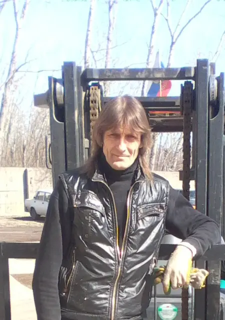 Я Виталий, 56, знакомлюсь без обязательств в Стерлитамаке