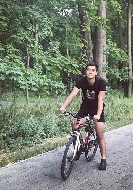 Я Рус, 29, из Астрахани, ищу знакомство для приятного времяпровождения