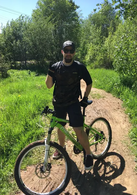 Андрей из Зеленограда, мне 35, познакомлюсь на одну ночь