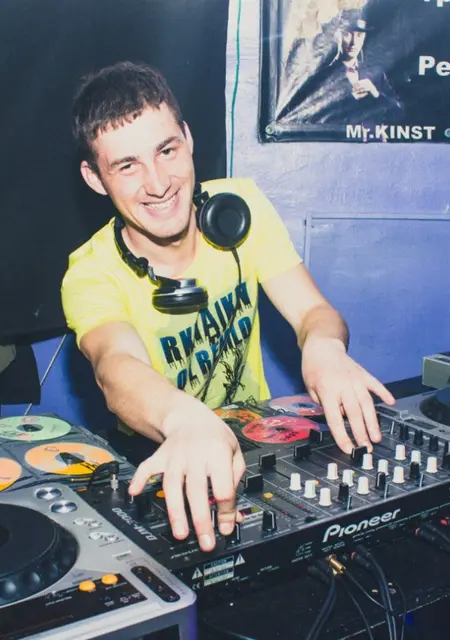 Я Александр, 32, знакомлюсь без обязательств в Ижевске