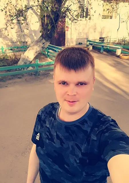 Максим из Рубцовска, ищу на сайте знакомства без обязательств