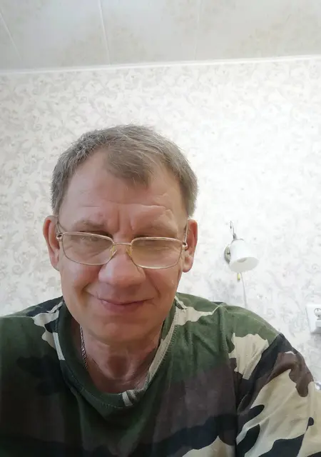 Александр из Минска, ищу на сайте знакомства без обязательств