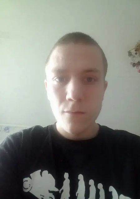 Андрей из Красноуральска, мне 24, познакомлюсь на одну ночь